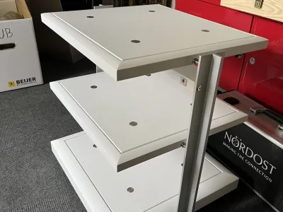 Pagode stereobänk 3 hyllor HiFi
